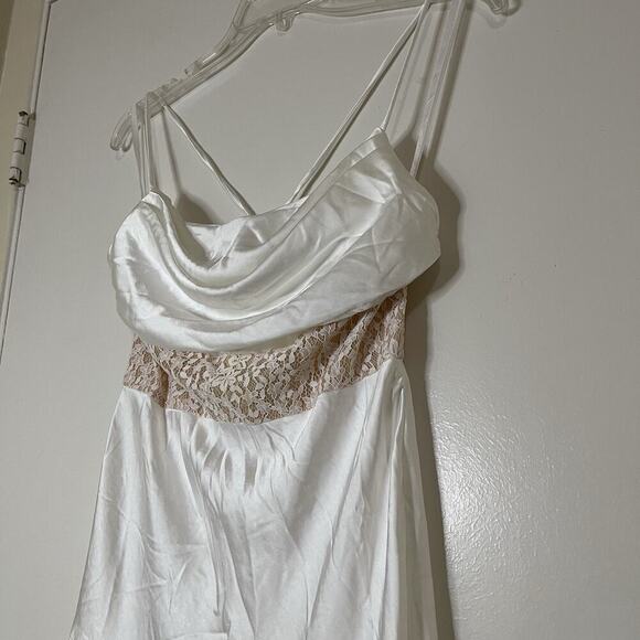 NEW! Selfie Leslie Golden Era Satin Lace Cowl Neck Midi White Dress L st3125b01 - Picture 5 of 9